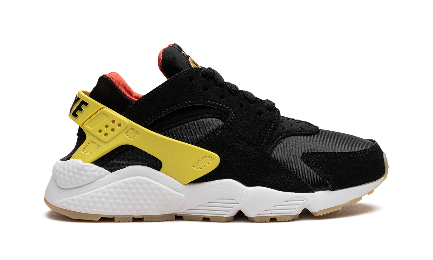 AIR HUARACHE WMNS "Go the Extra Smile"