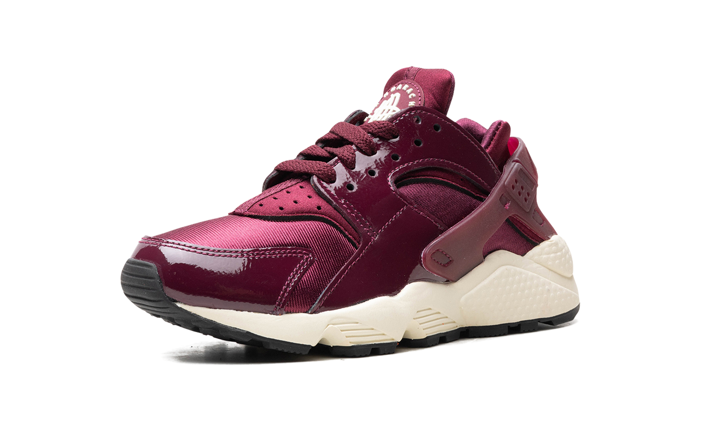 Air Huarache WMNS "BEETROOT"