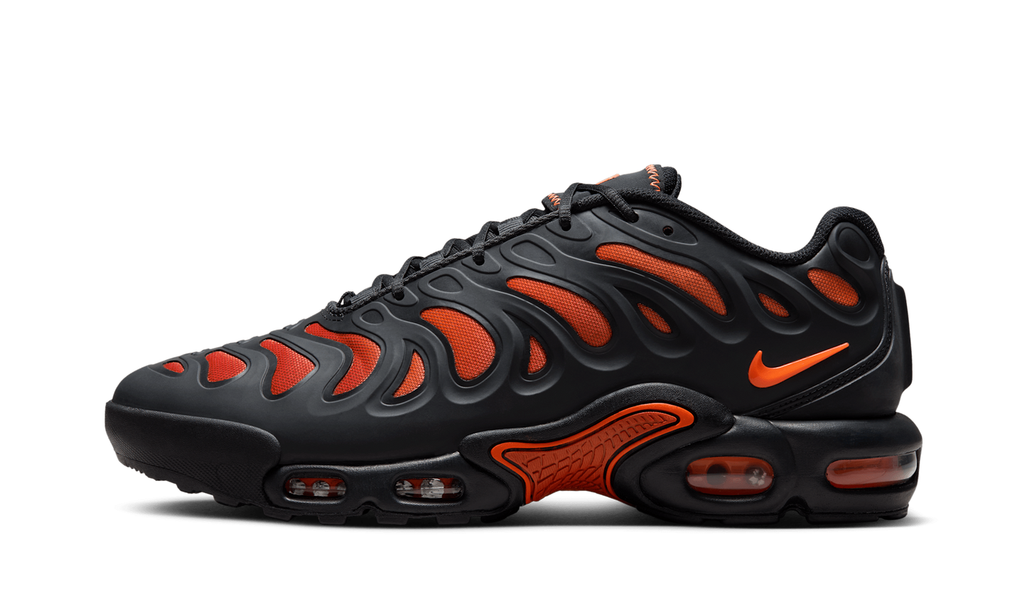 Air Max Plus Drift "Black Dragon Red"