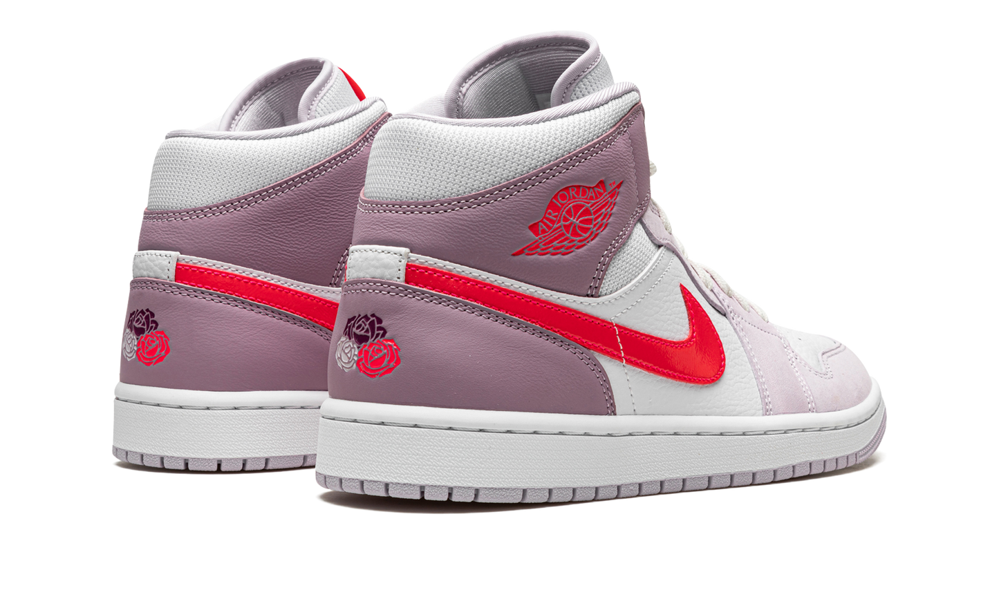 AIR JORDAN 1 MID WMNS "Valentine’s Day 2022"