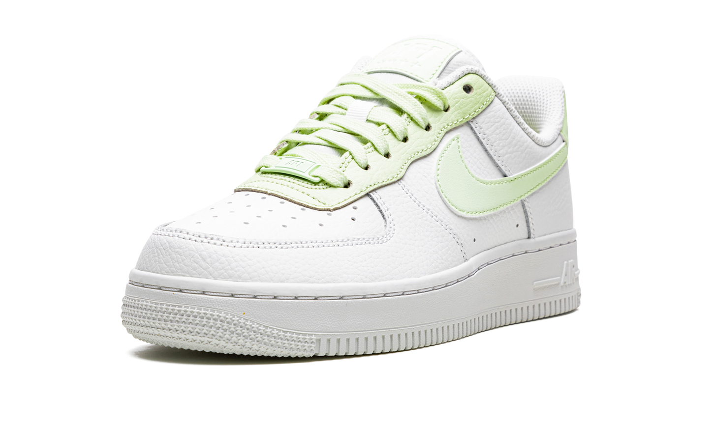 AIR FORCE 1 '07 MNS WMNS "White / Lime Ice"