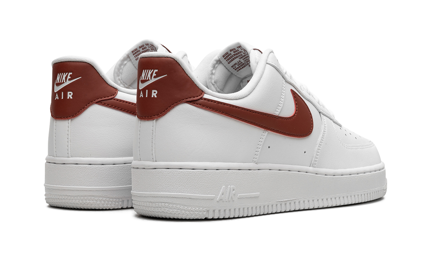 AIR FORCE 1 '07 WMNS "White / Rugged Orange"