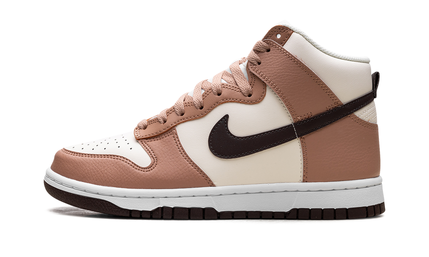 DUNK HIGH WMNS "Dusted Clay"