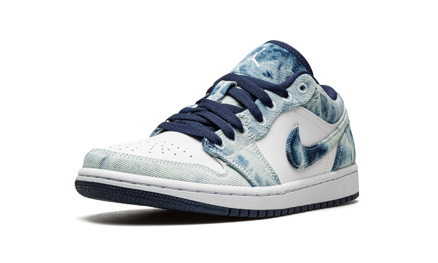 Air Jordan 1 Low SE "Washed Denim"