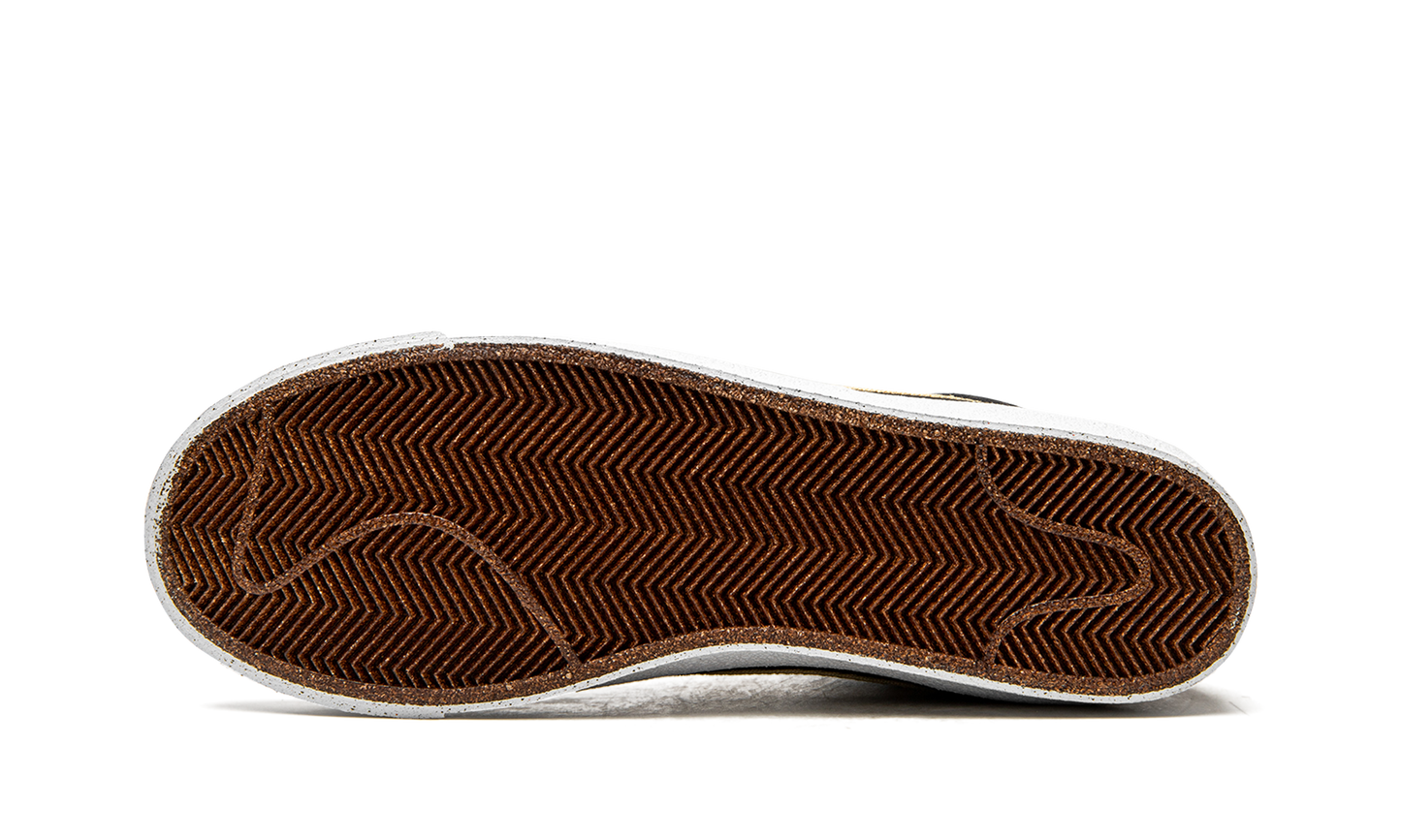 Blazer Mid 77 "Pomegranate"