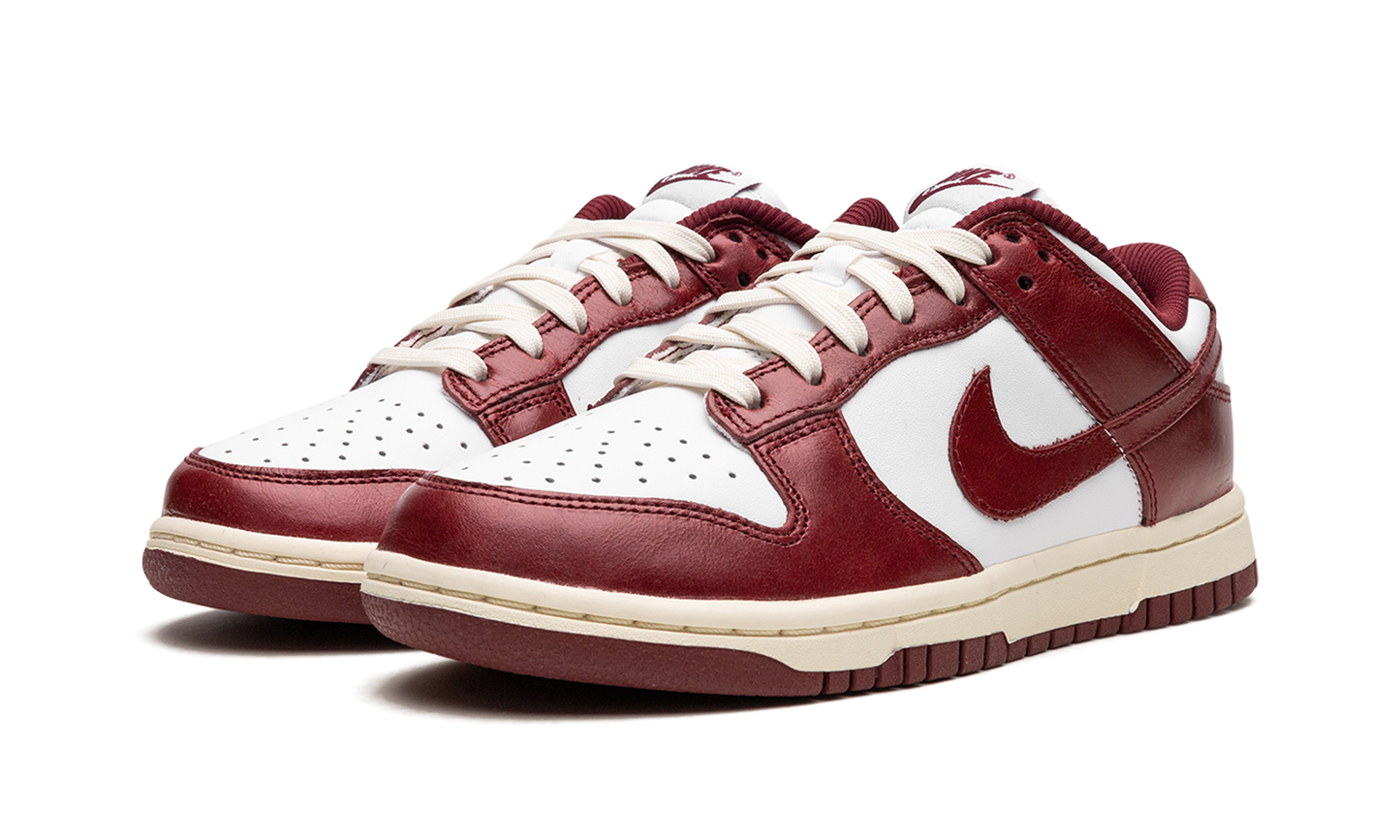 DUNK LOW PRM WMNS "Team Red"
