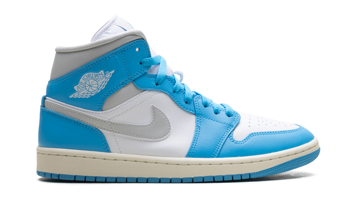 Jordan 1 Mid WMNS "Dark Powder Blue White Sail Neutral Grey"
