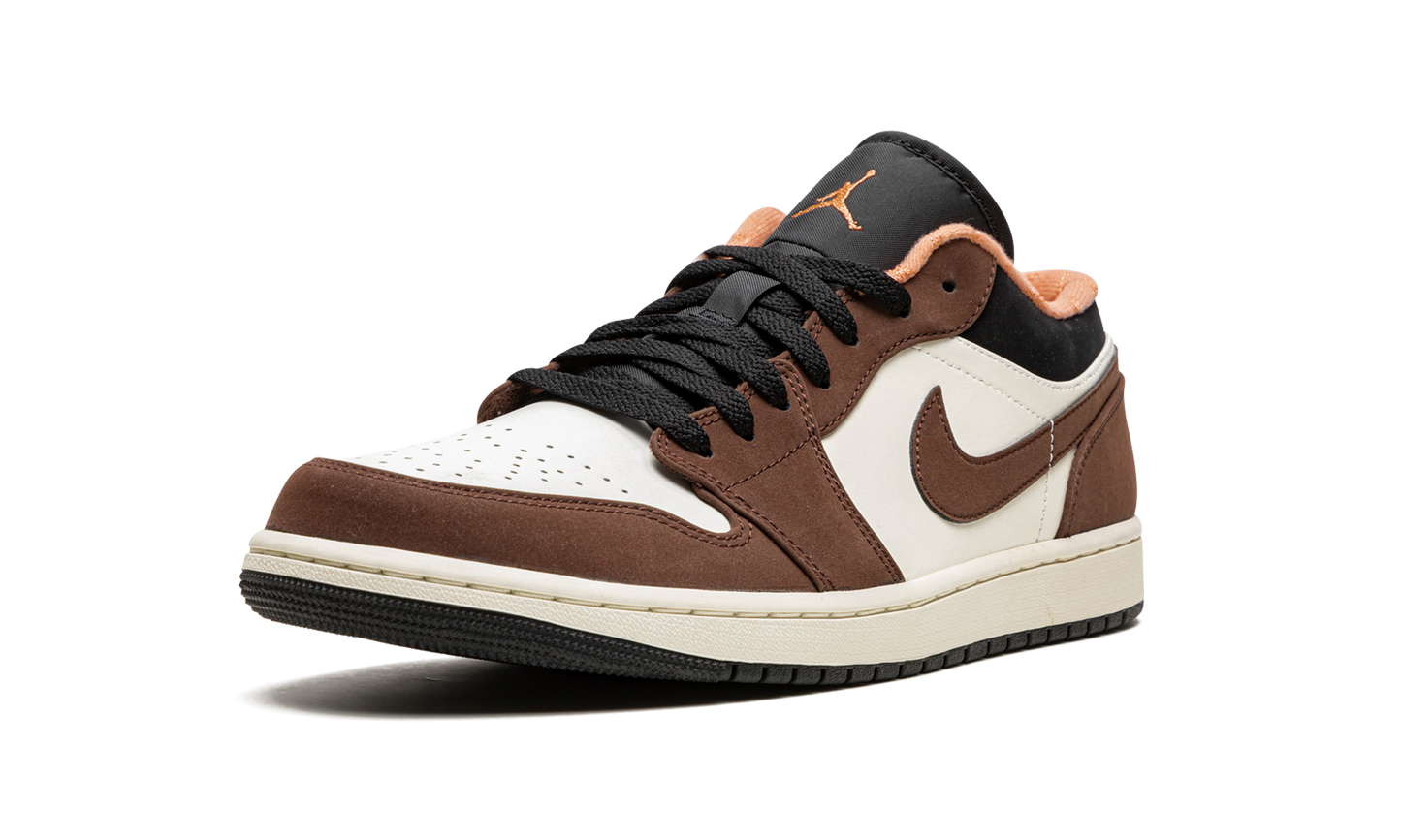 Air Jordan 1 Low "Mocha"