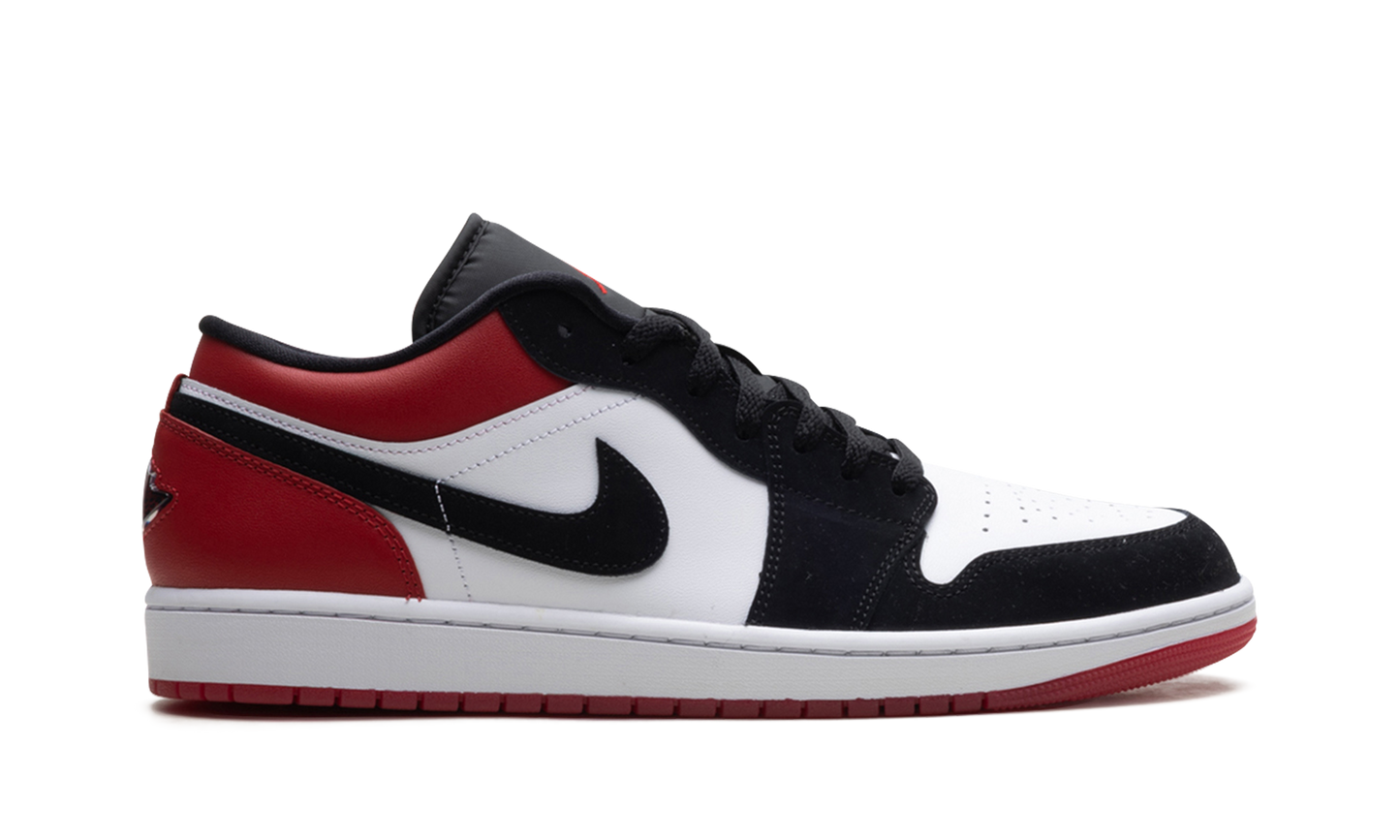 Jordan 1 Low SE "Black Toe (2025)"