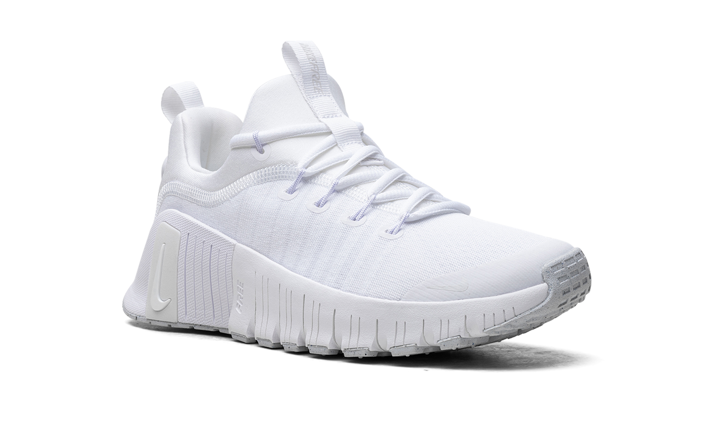 Free Metcon 6 WMNS "Platinum Tint"