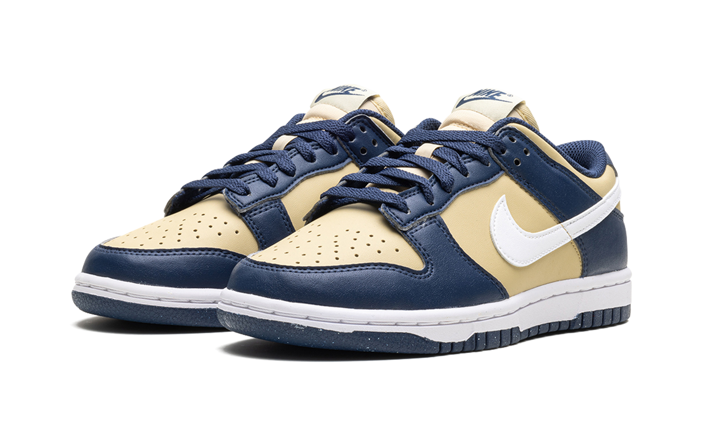 DUNK LO NEXT NATURE WMNS "Midnight Navy Gold"