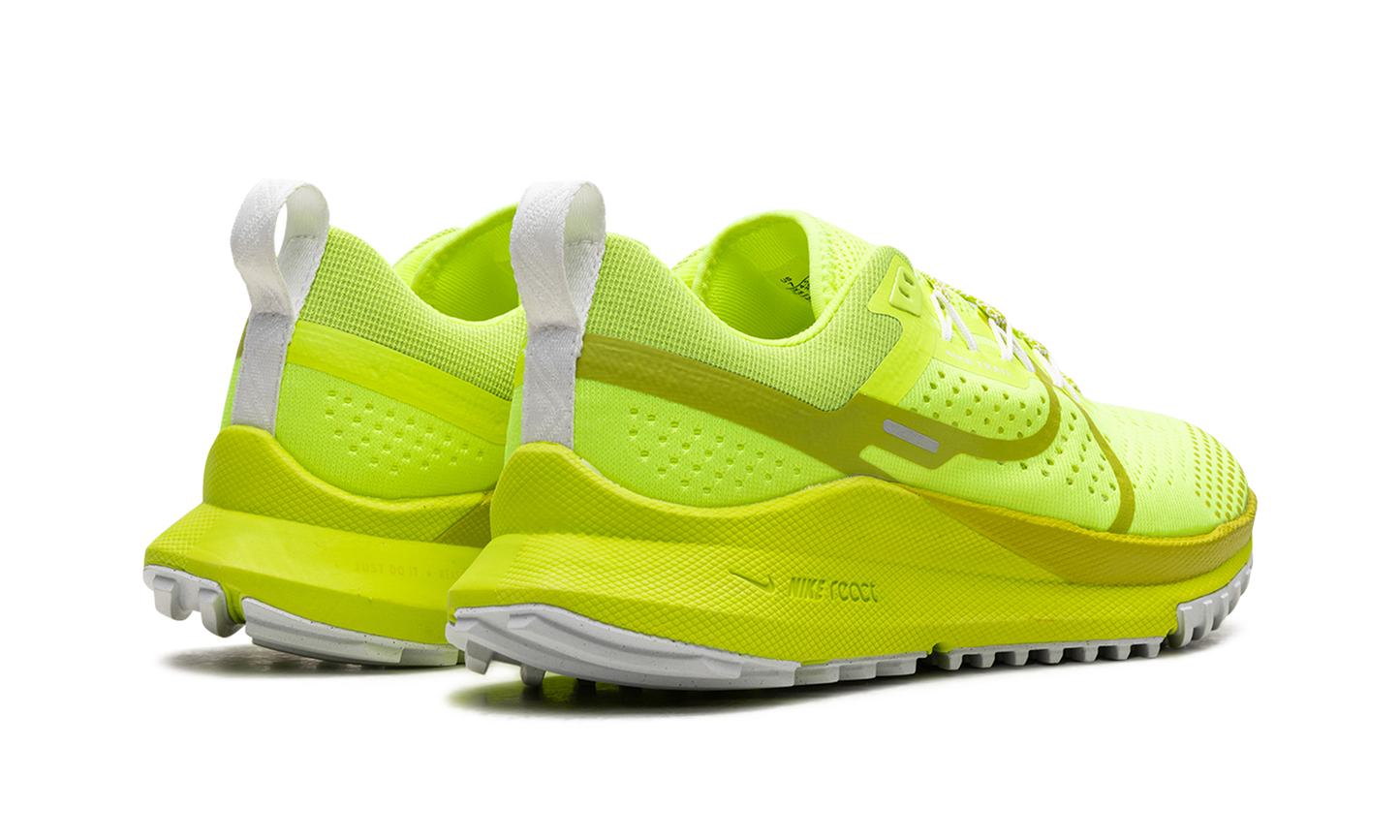 REACT PEGASUS TRAIL 4 WMNS "Volt Bright Cactus"
