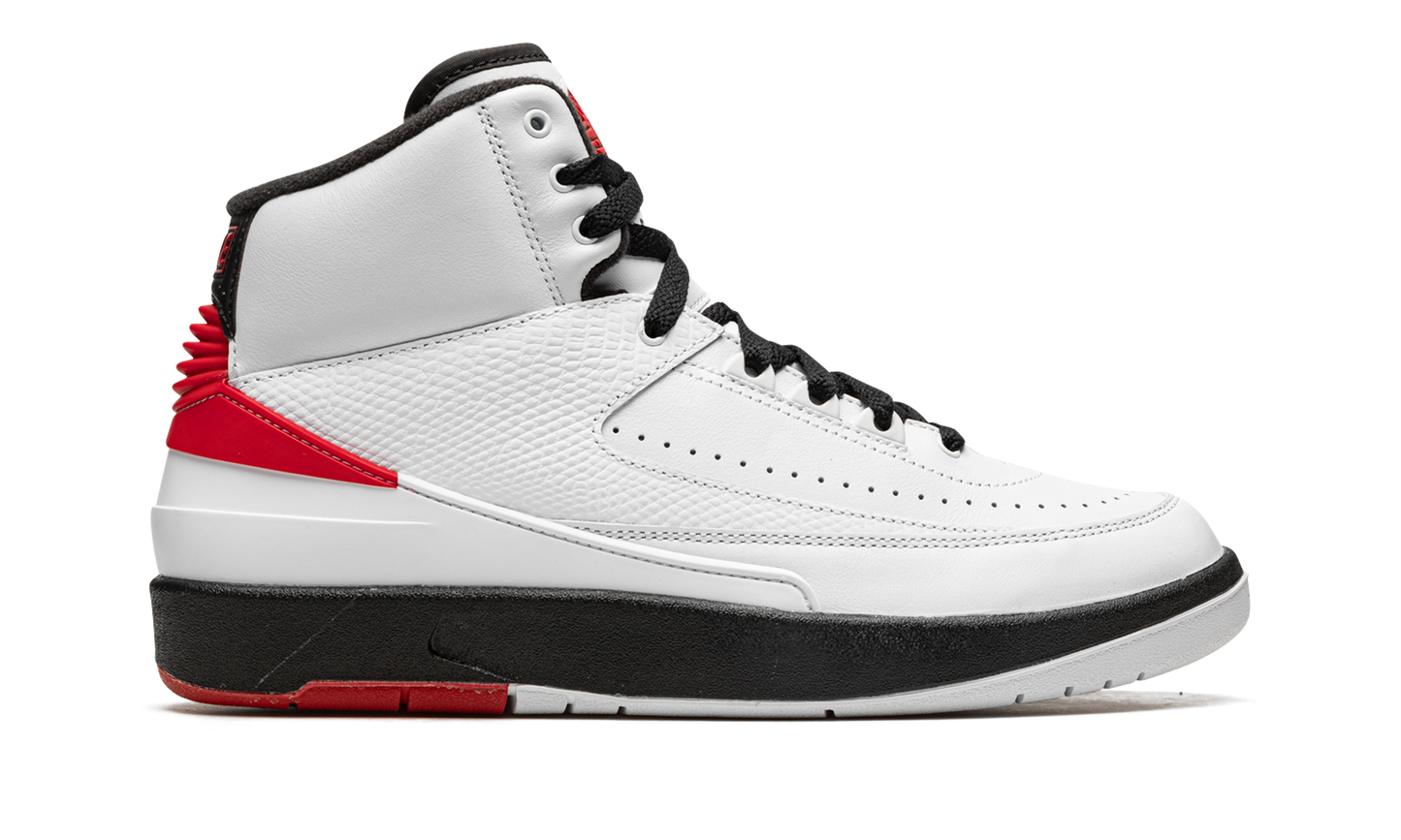 Air Jordan 2 Retro OG "Chicago 2022"