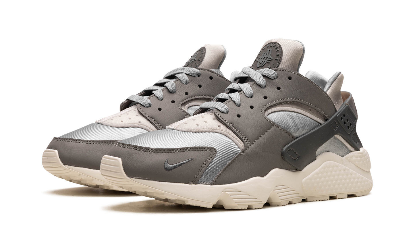 AIR HUARACHE "LIGHT SMOKE GREY"