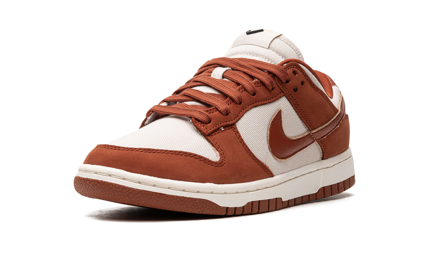 NIKE DUNK LO LX WMNS "Rugged Orange"