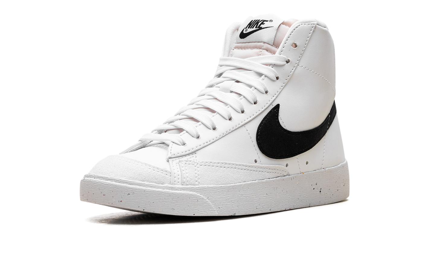 Blazer Mid 77 WMNS "Next Nature White Black"