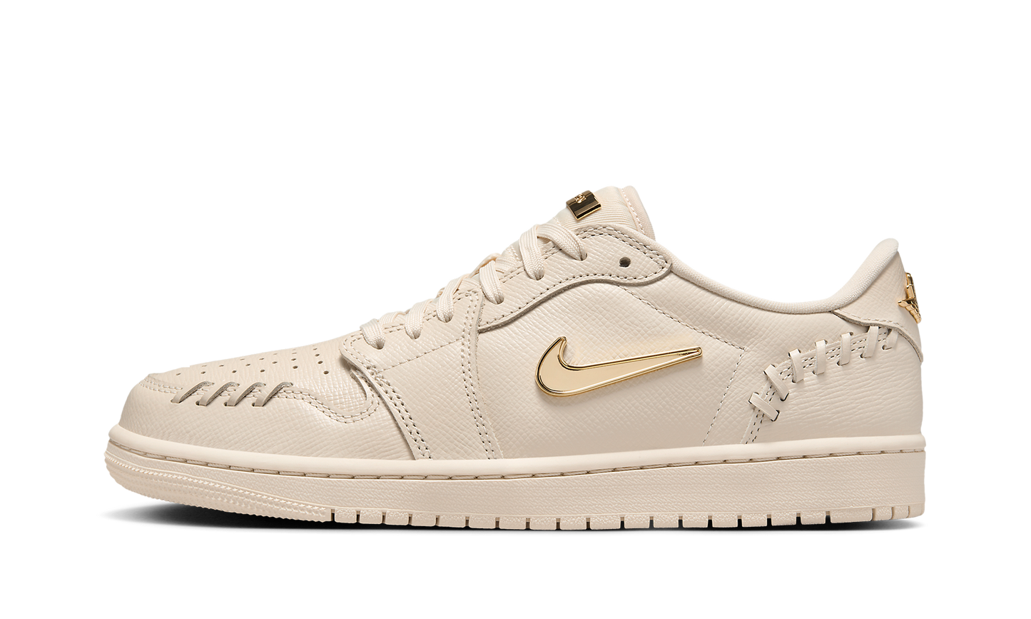 Air Jordan 1 Low WMNS "Method of Make - Legend Light Brown"
