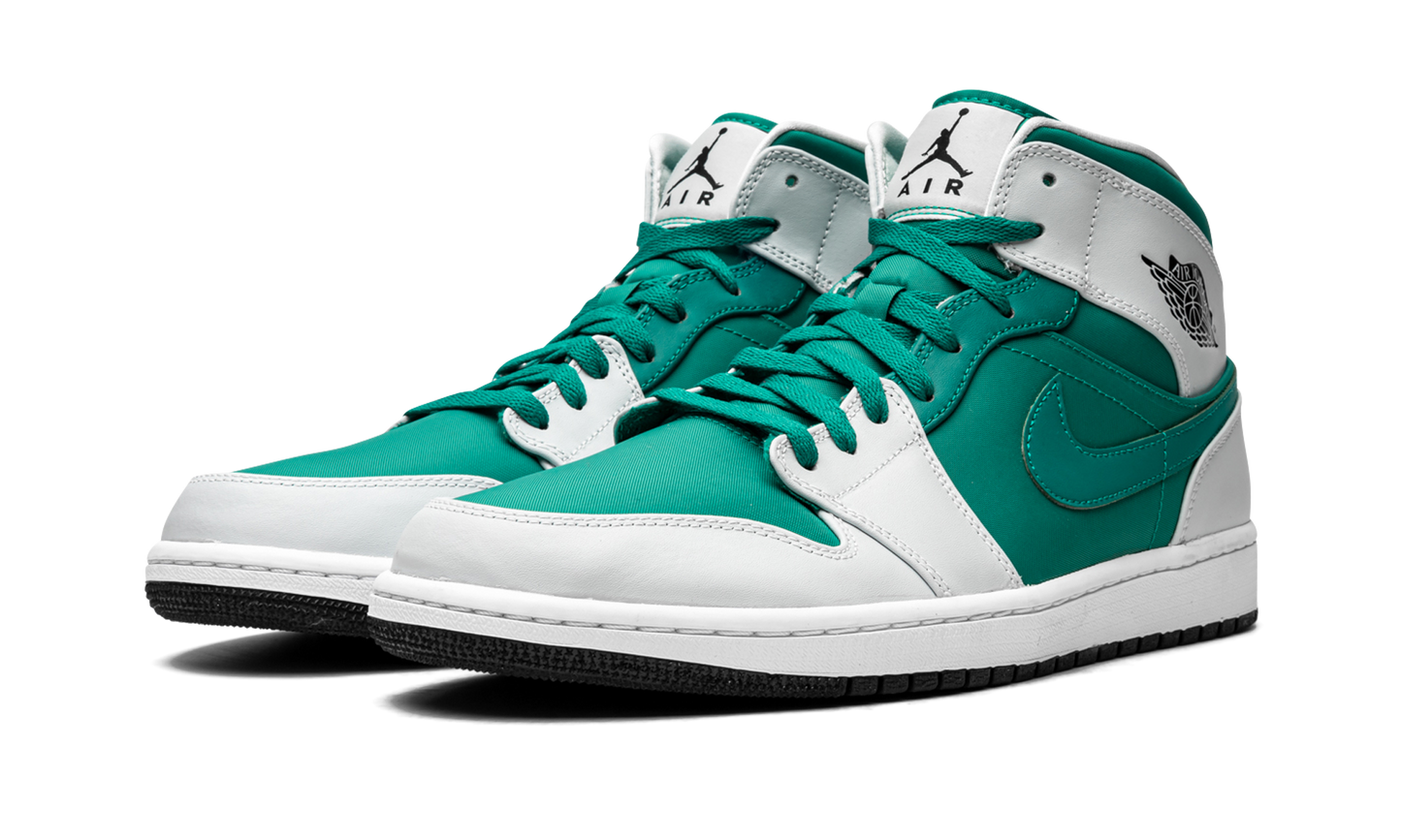Air Jordan 1 Mid "Lush Teal"