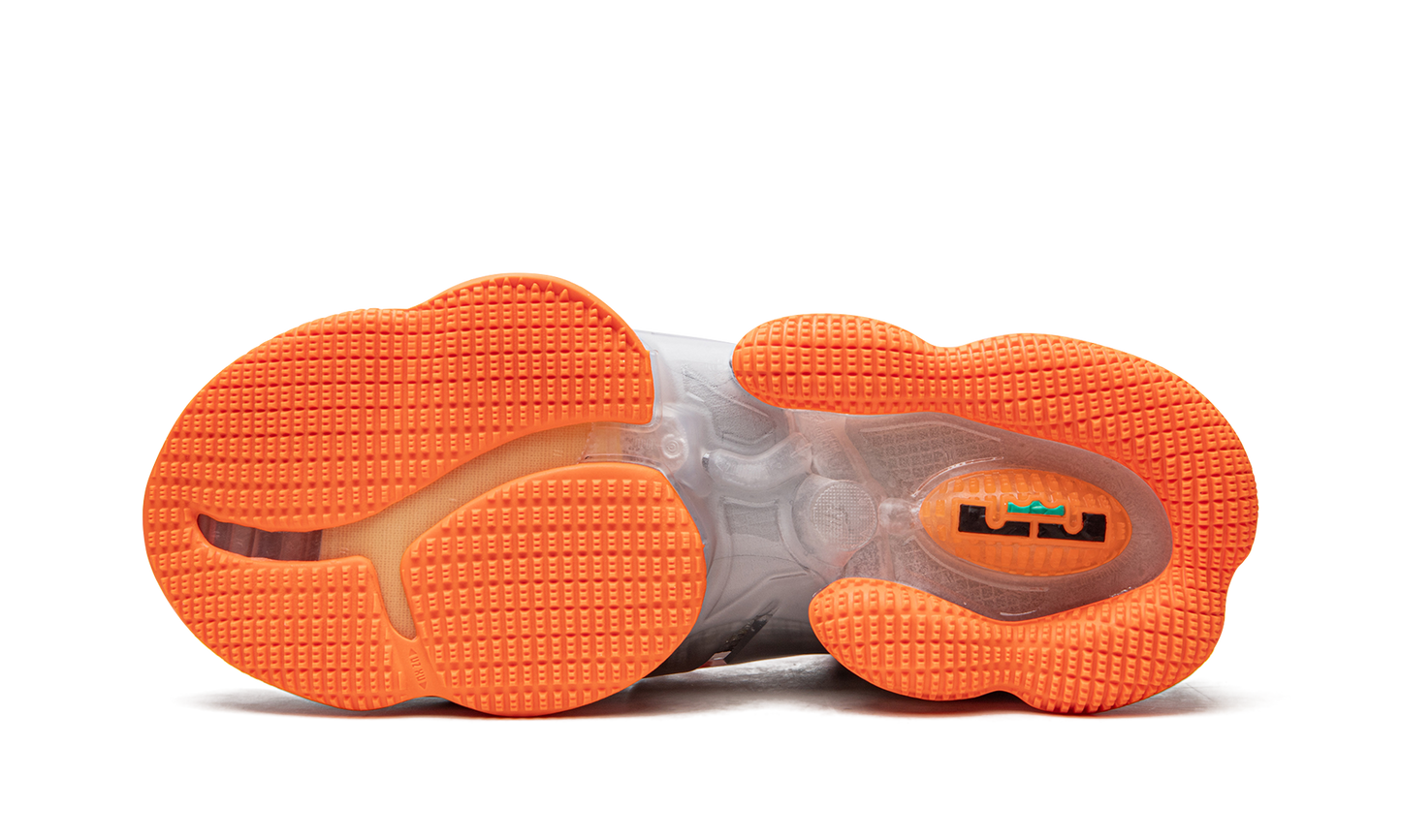 LeBron 19 "Fast Food"