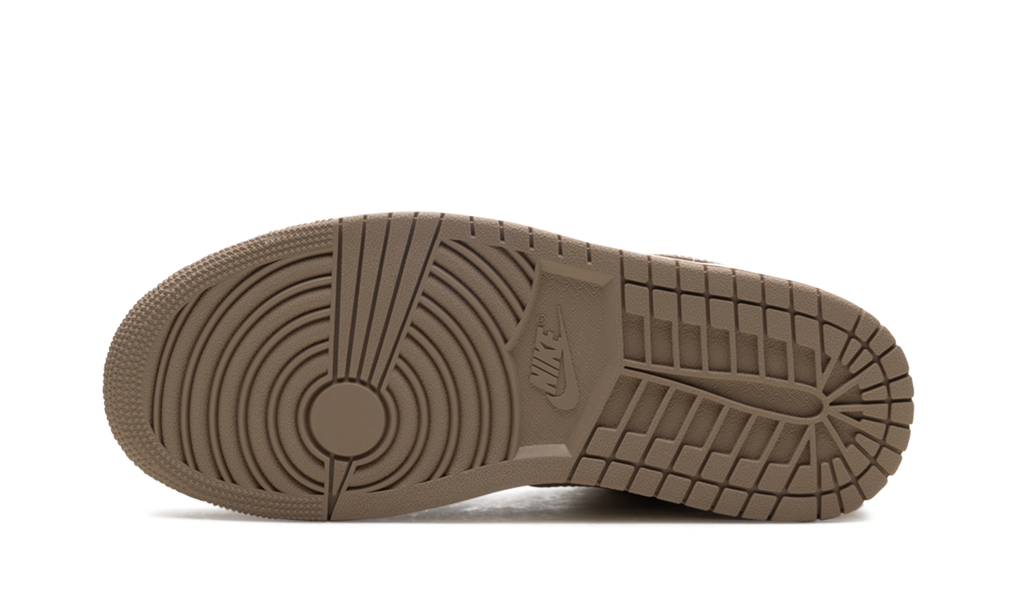 Jordan 1 Low WMNS "Rattan Sail Desert Camo"