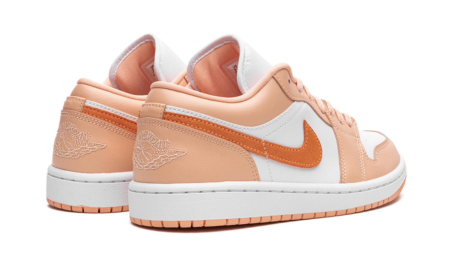 AIR JORDAN 1 LO WMNS "Sunset Haze"