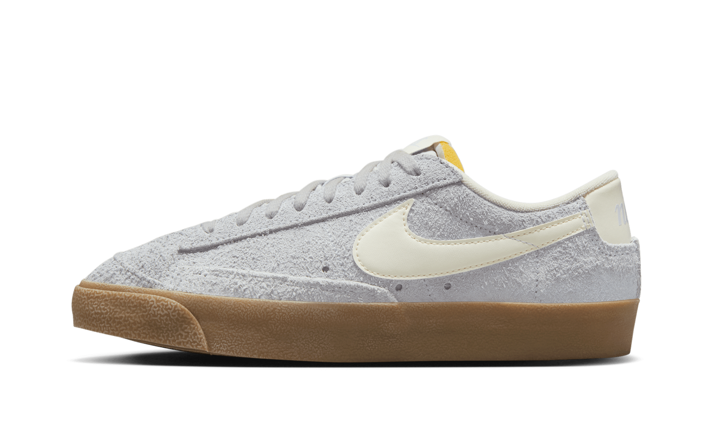 Blazer Low '77 Vintage WMNS "Football Grey Gum"