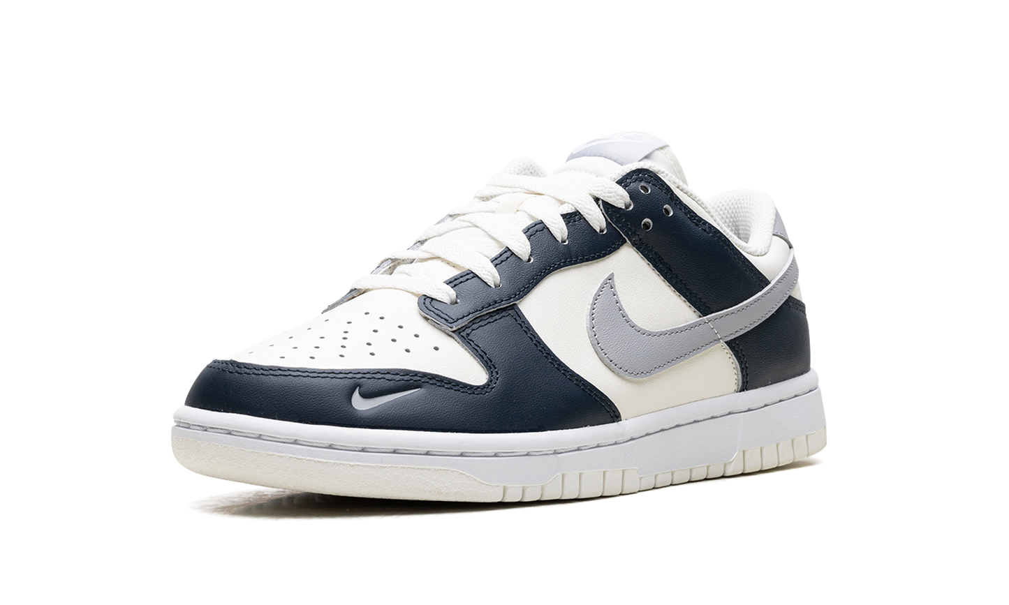 Dunk Low WMNS "Armoury Navy"