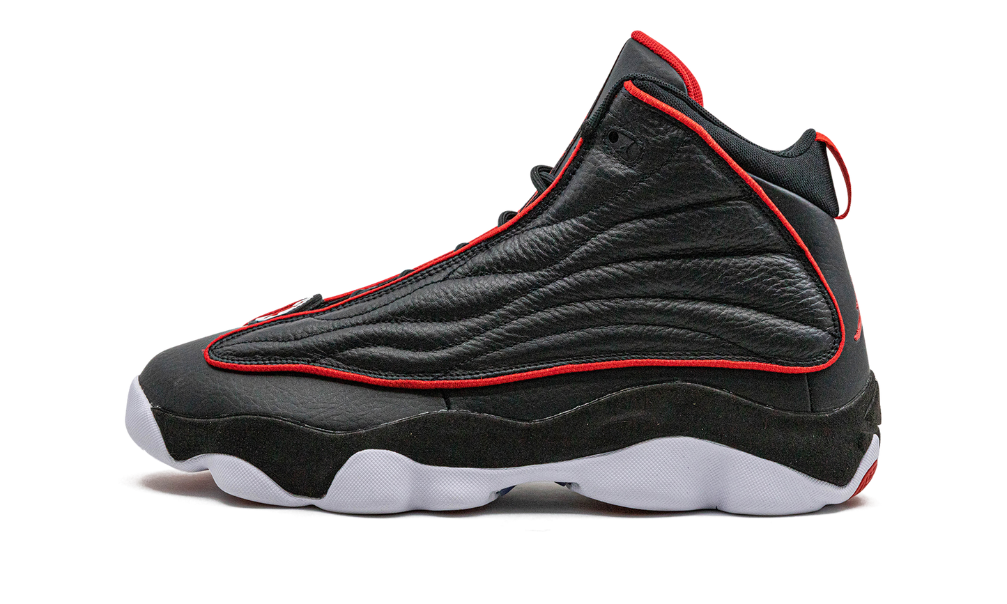 JORDAN PRO STRONG "Black / Univeristy Red"