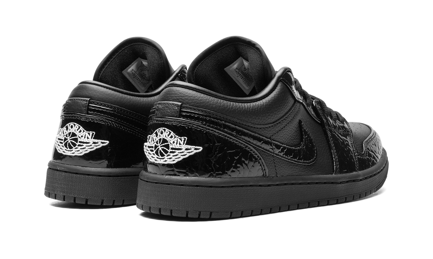 Air Jordan 1 WMNS "Black Croc"
