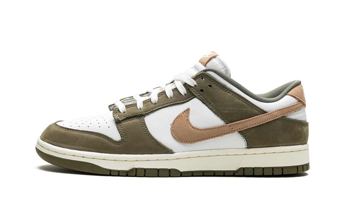 Dunk Low "Medium Olive"