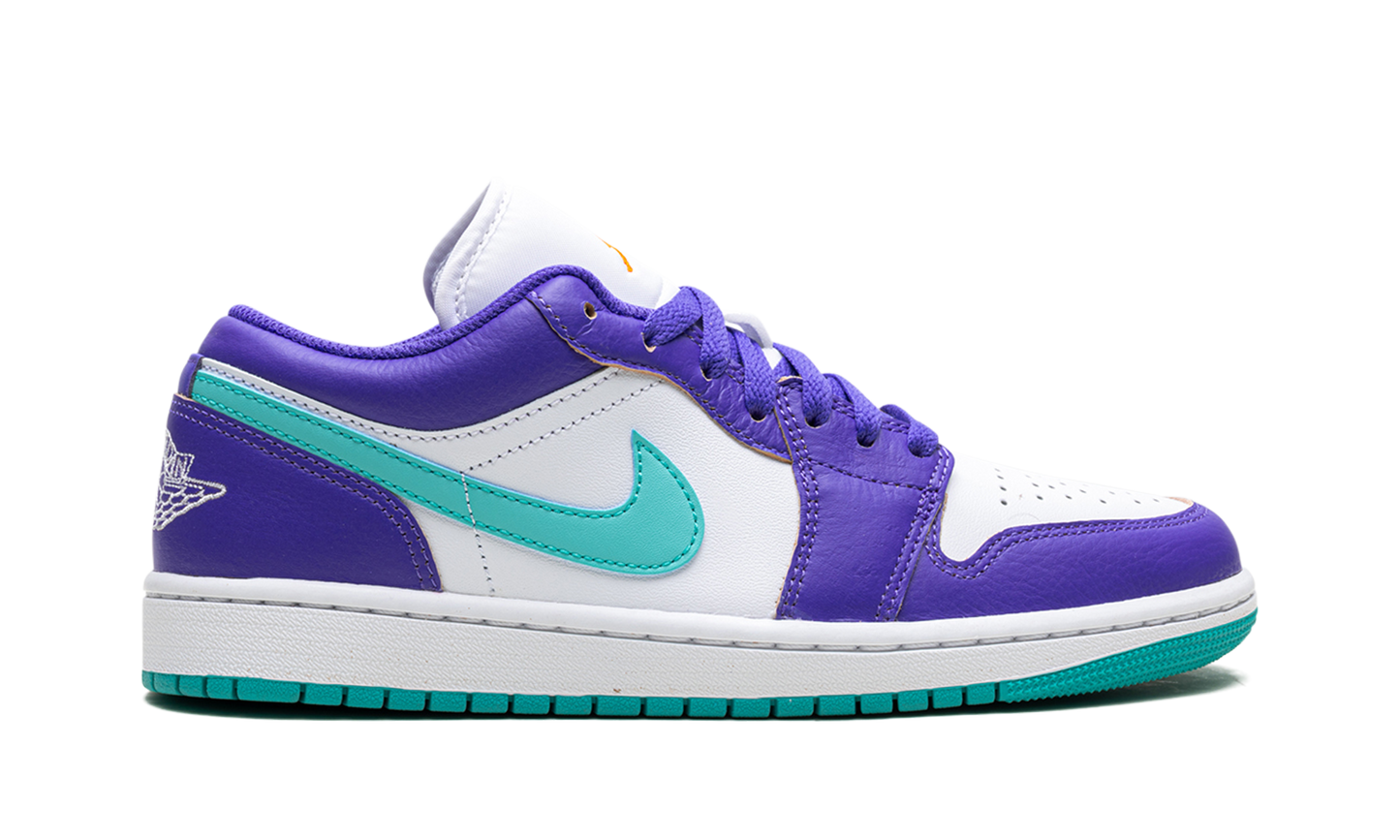 Air Jordan 1 "Hornets"