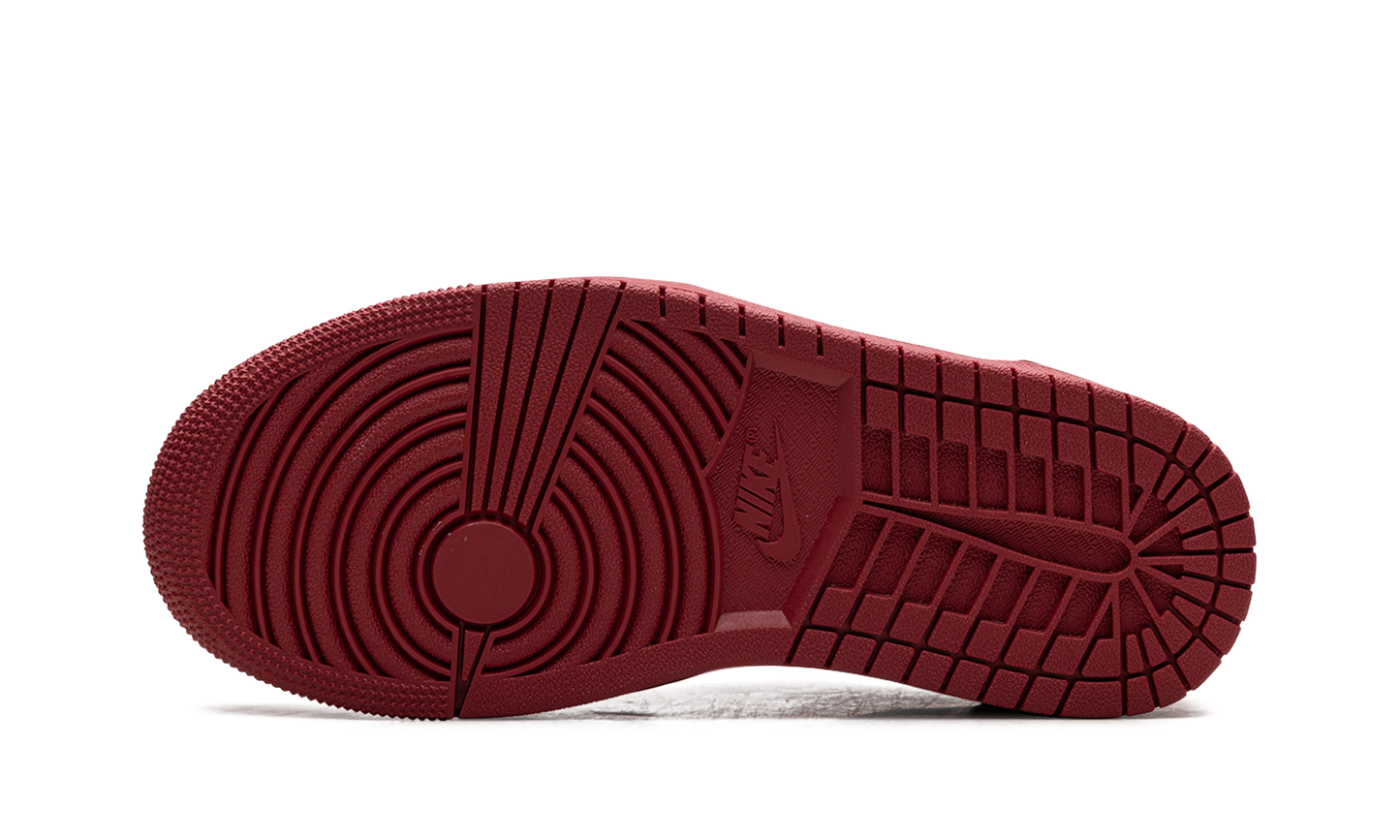 Air Jordan 1 "Gym Red"