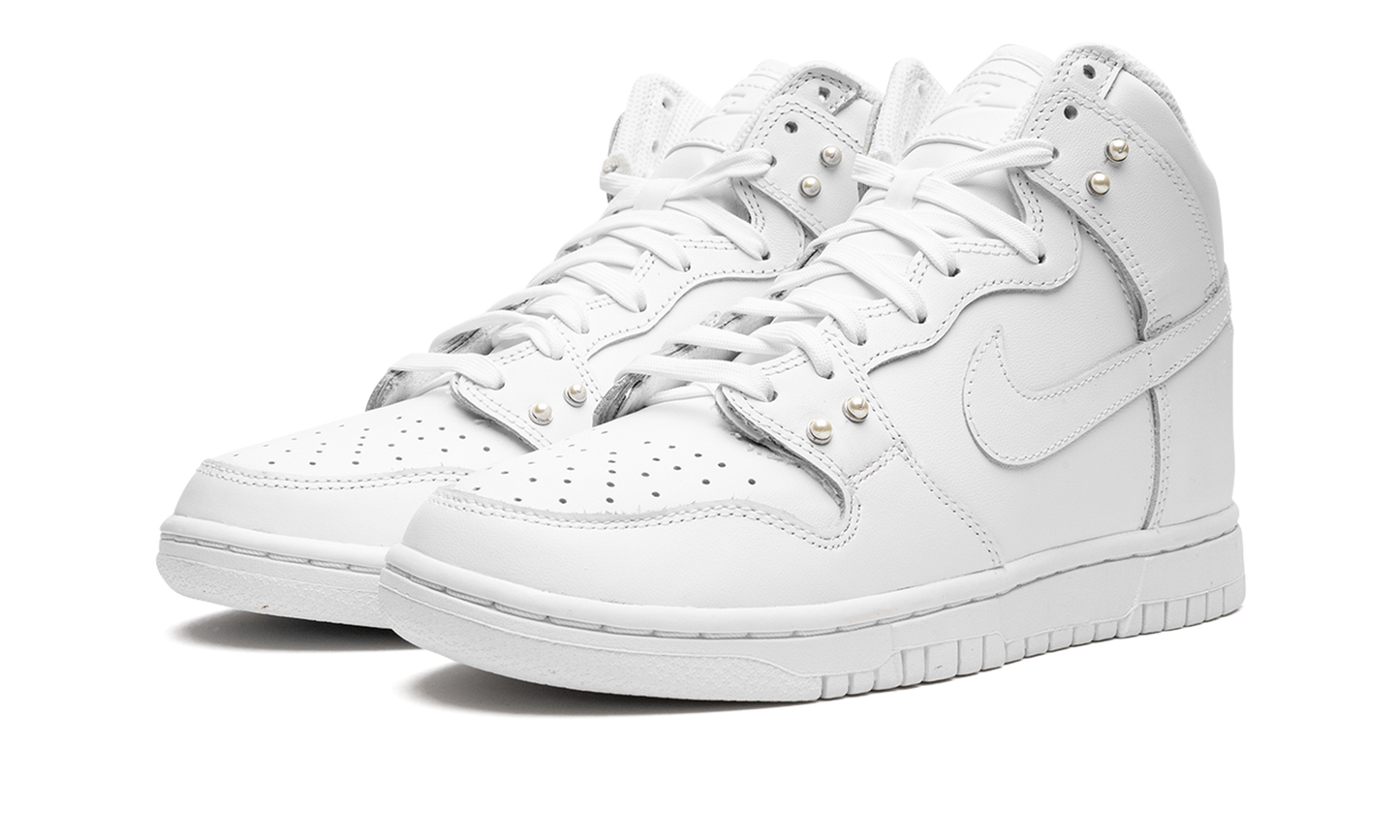 DUNK HIGH SE MNS WMNS "Pearl White"