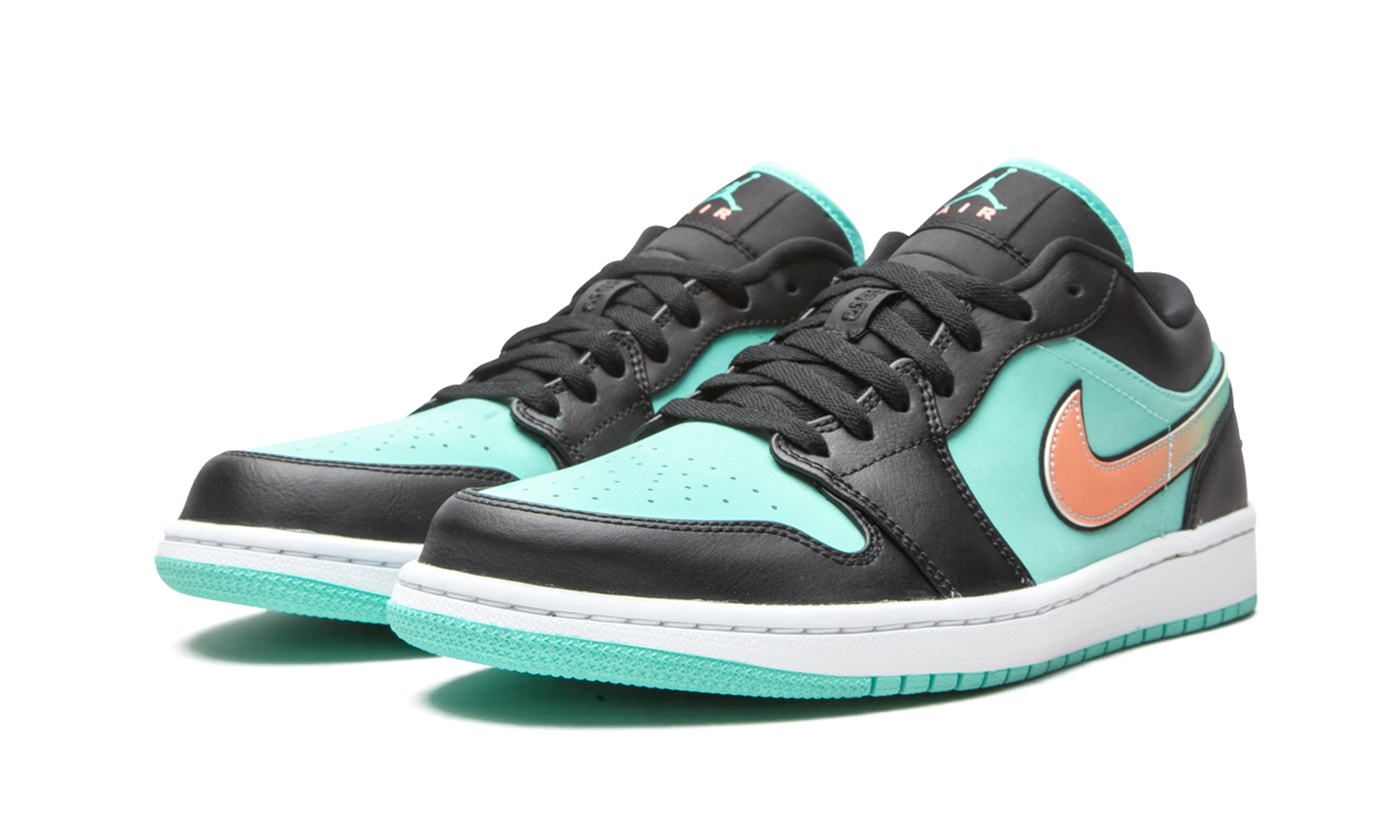 Air Jordan 1 Low SE "Tropical Twist"