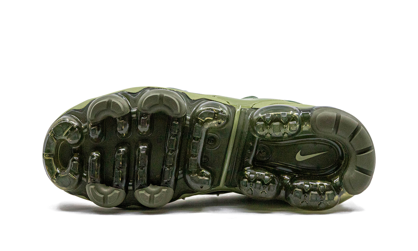 AIR VAPORMAX PLUS MNS WMNS