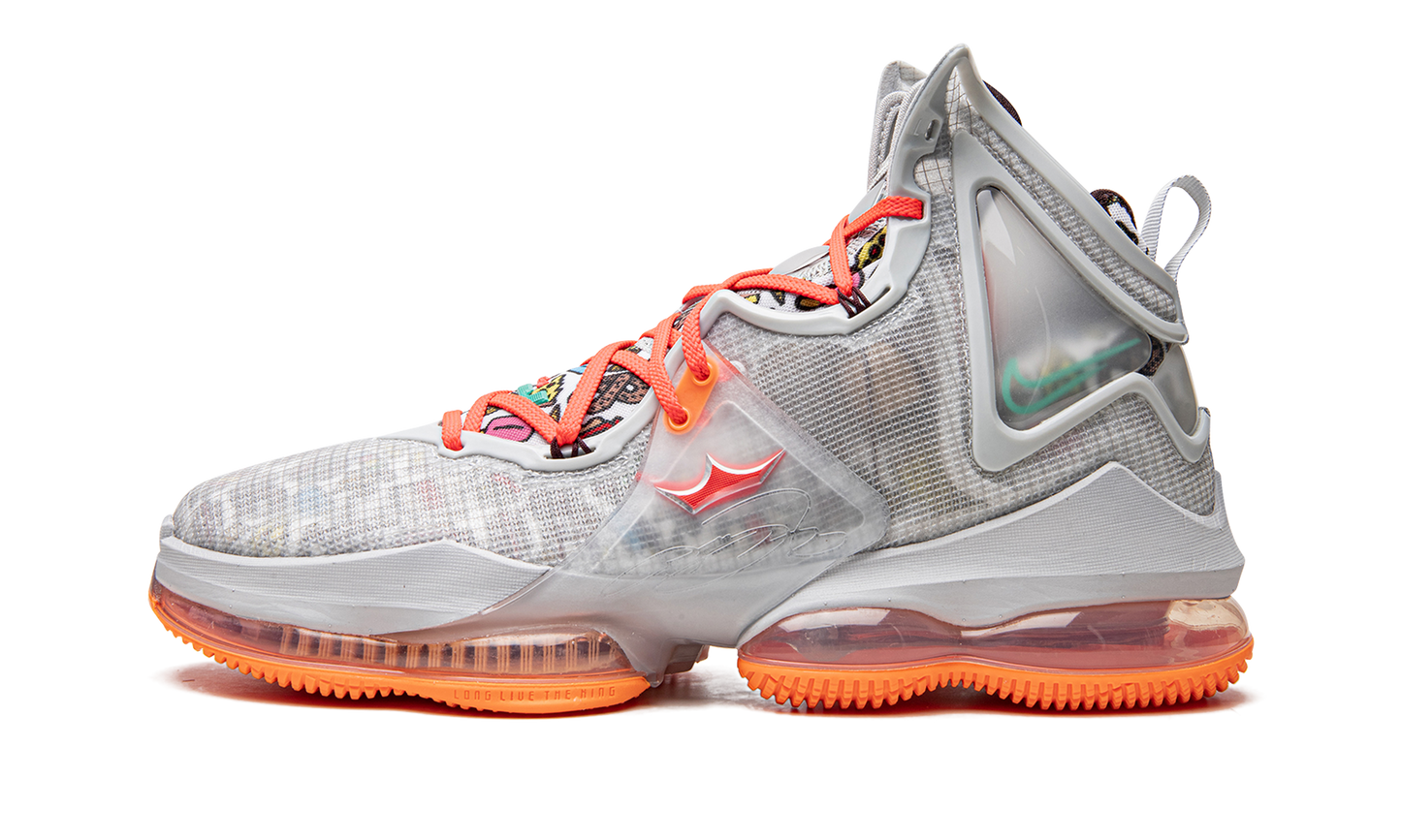 LeBron 19 "Fast Food"