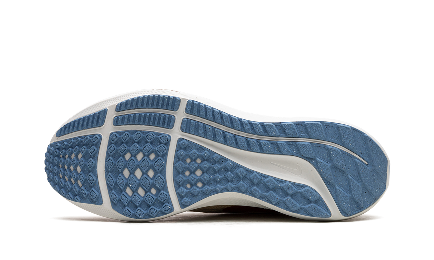 NIKE AIR ZOOM PEGASUS 39 WMNS "Sesame"