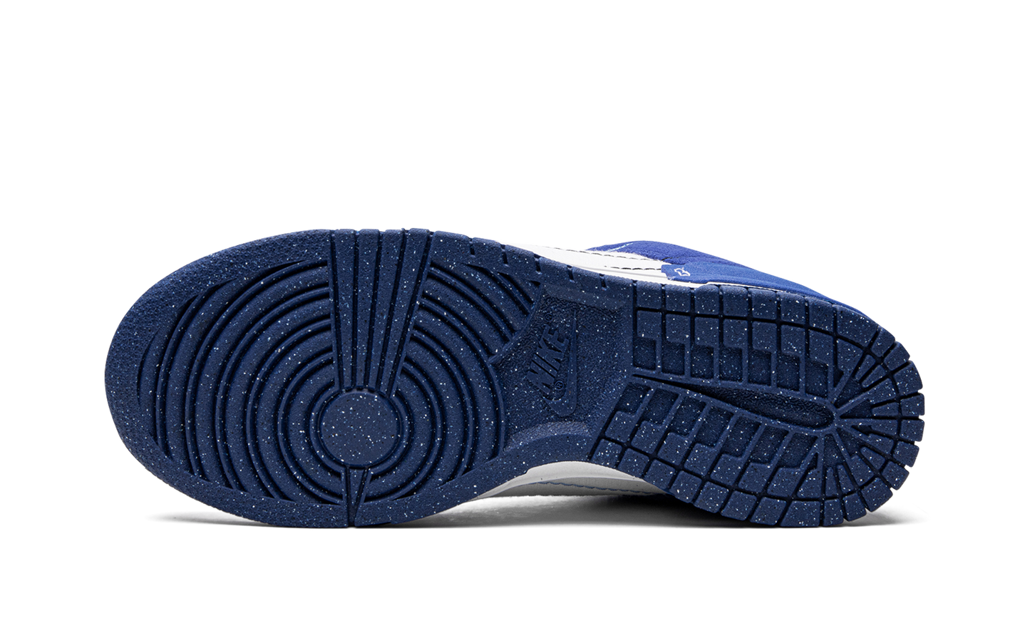 DUNK LO DISRUPT 2 MNS WMNS "White University Blue"