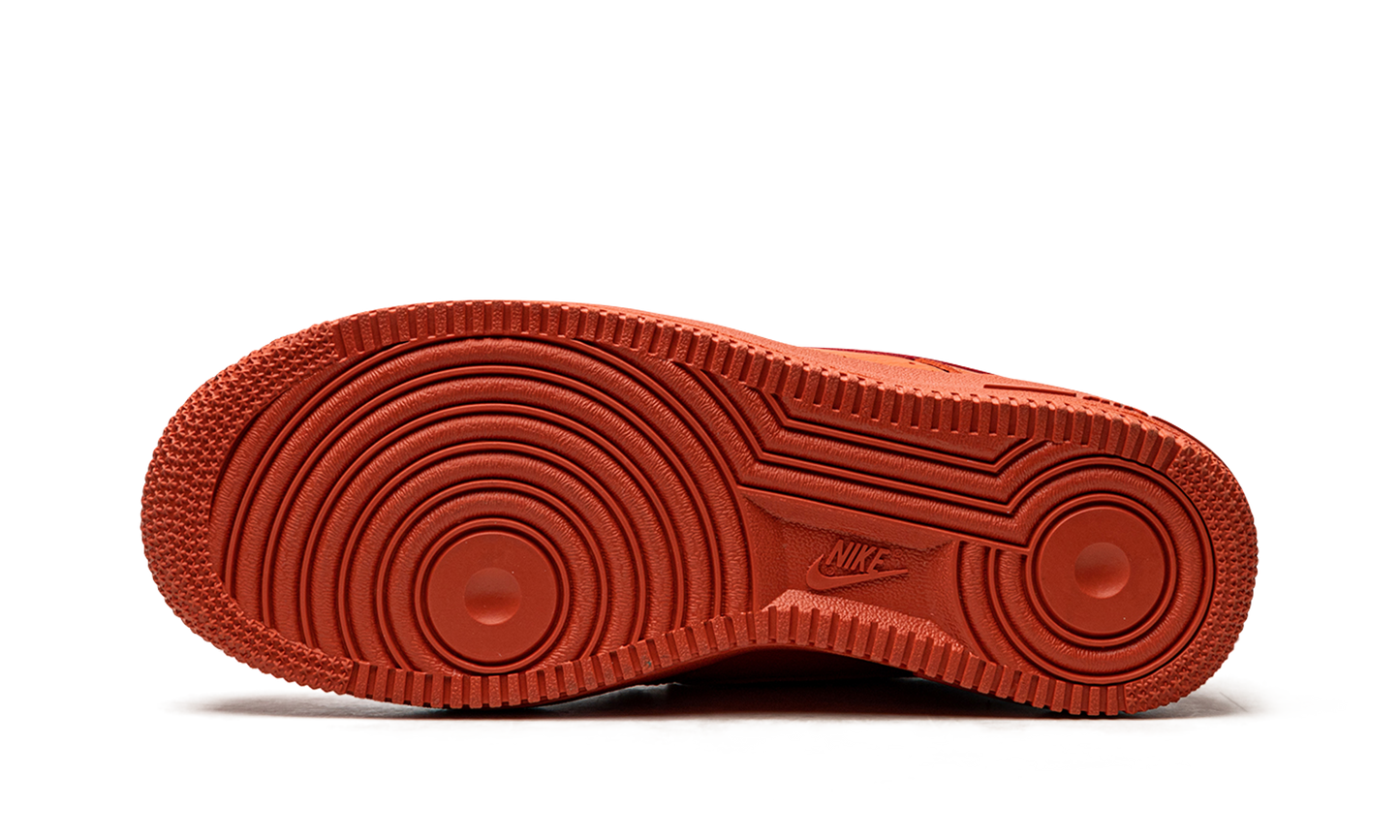 AIR FORCE 1 '07 MNS WMNS "Triple Orange"