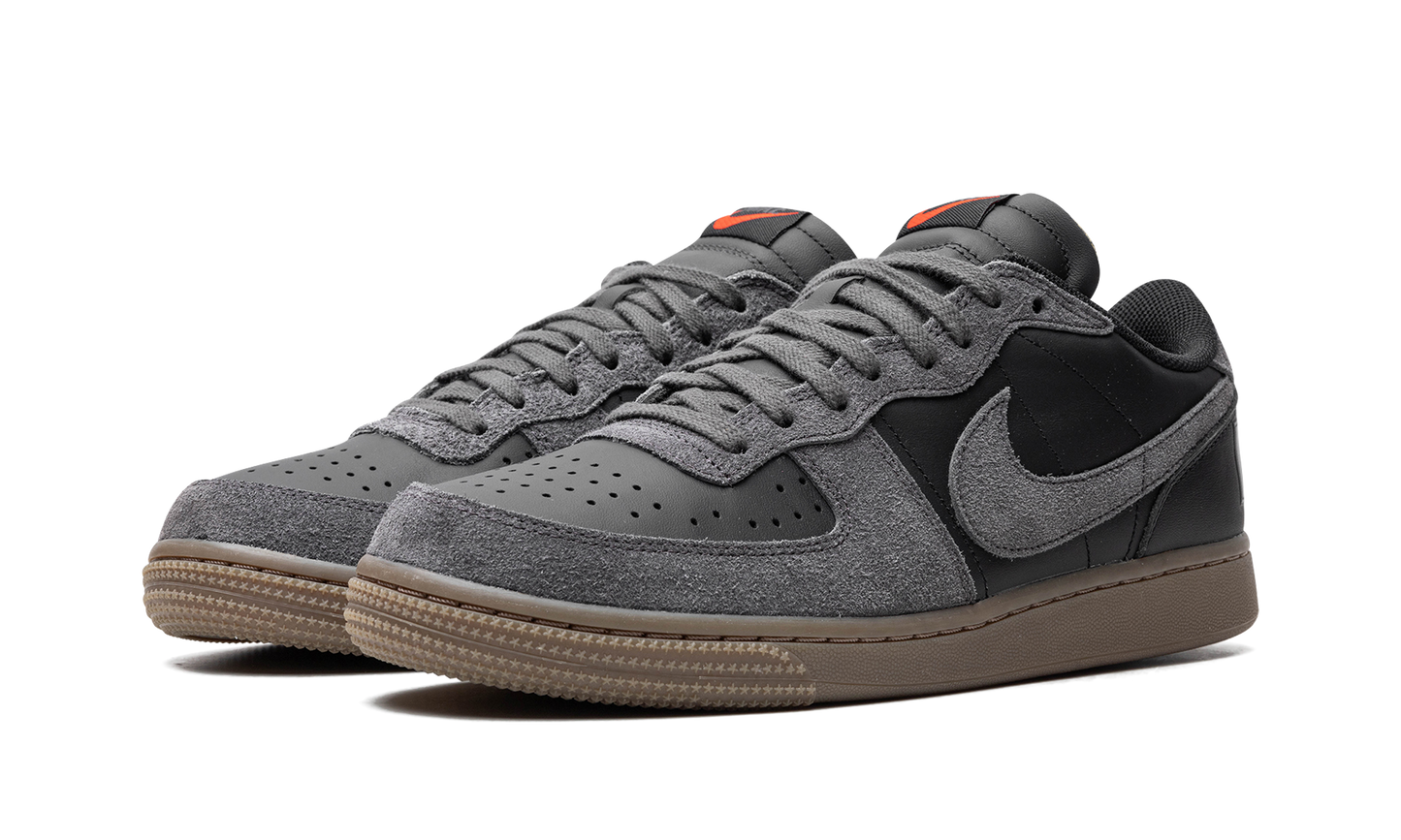 Terminator Low "Medium Ash"