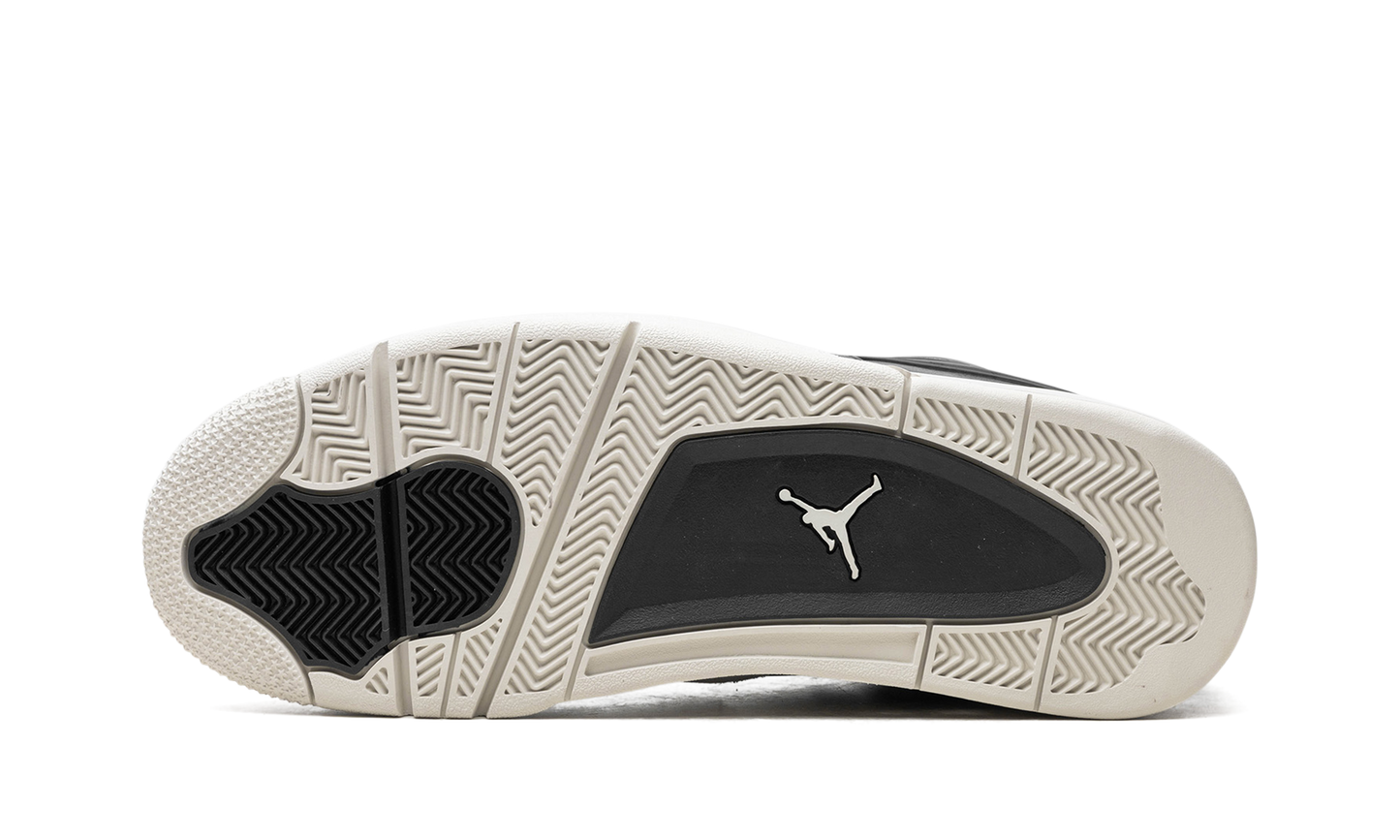 Air Jordan 4 RM "Light Bone"