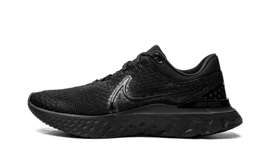 React Infinity Run Flyknit 3 "Triple Black"