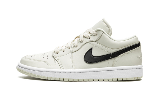 AIR JORDAN 1 LO WMNS "Coconut Milk"