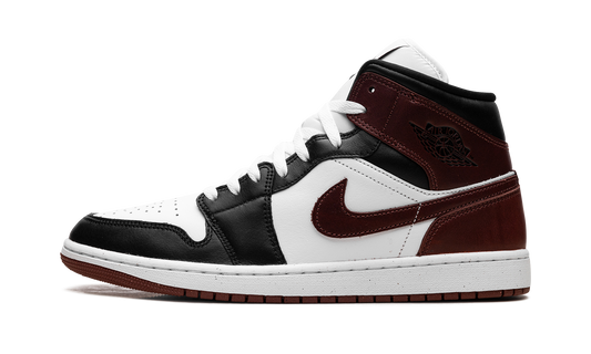 Jordan 1 Mid SE "Dark Pony"