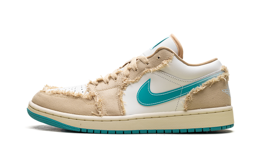 Jordan 1 Low SE WMNS "Wave"