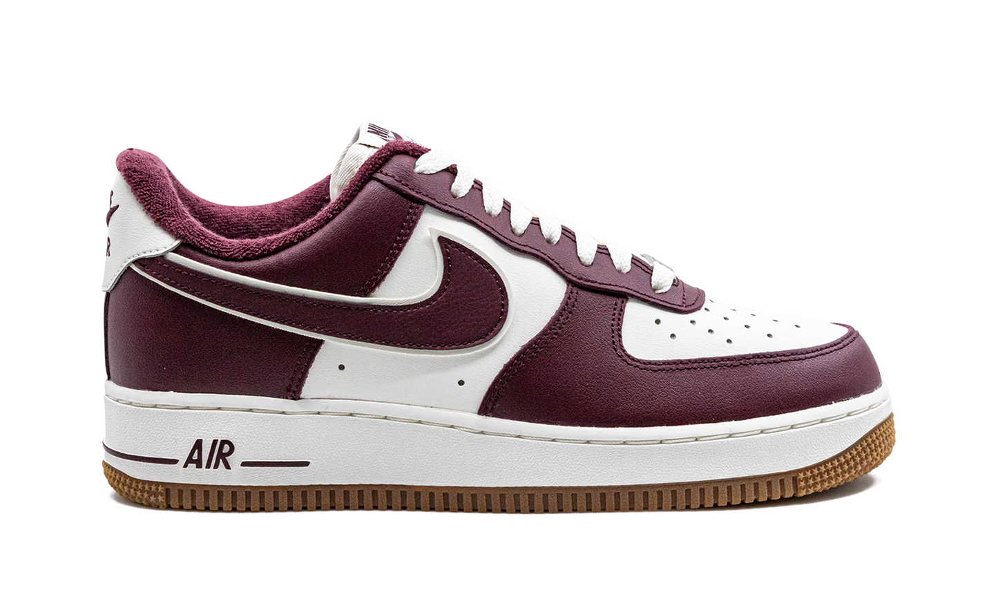 Air Force 1 Low "College Pack - Night Maroon"