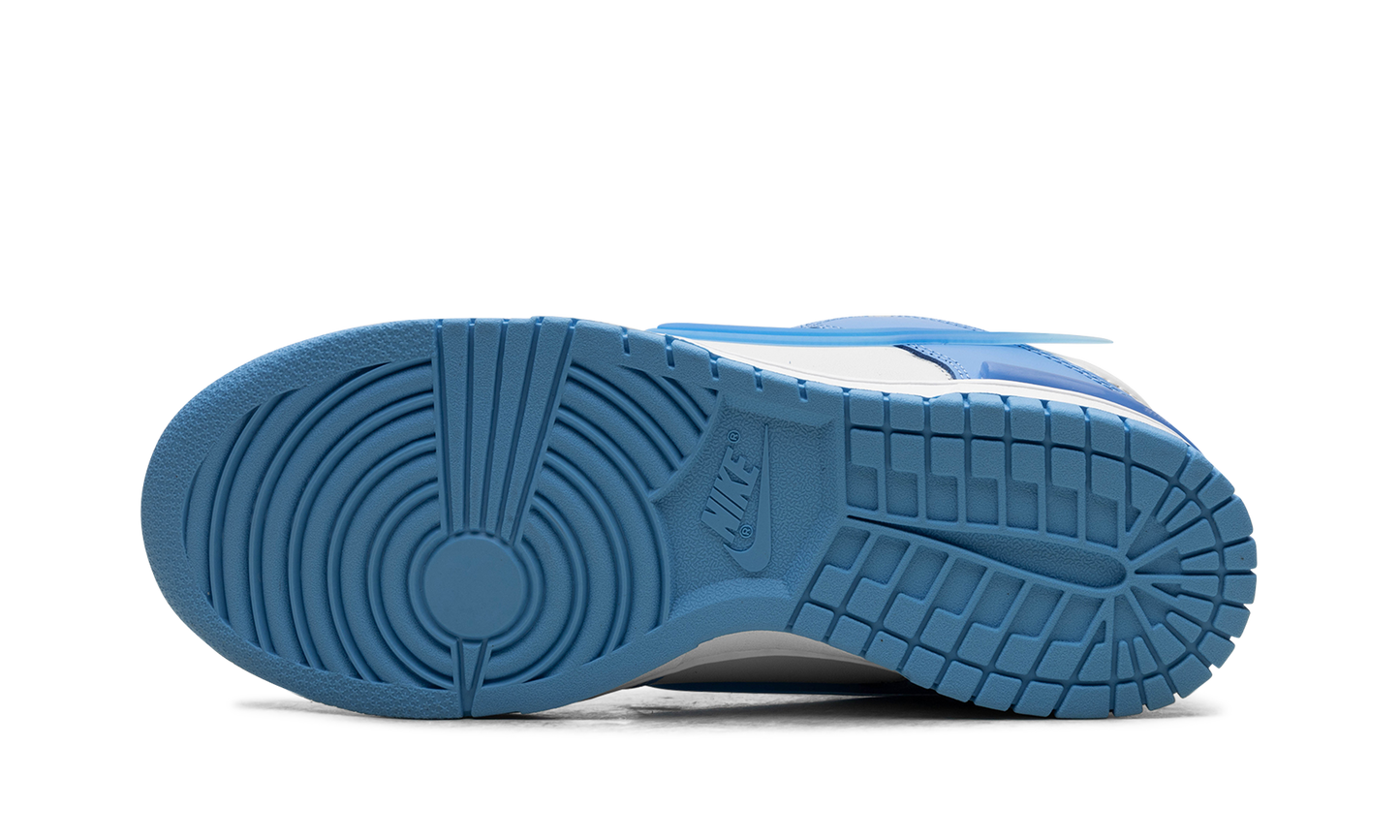 DUNK LO TIST WMNS "University Blue"