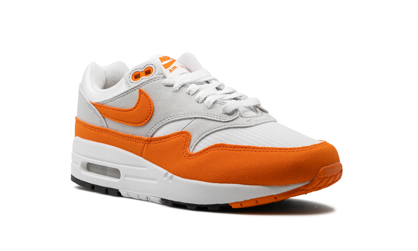 AIR MAX 1 WMNS "Safety Orange"
