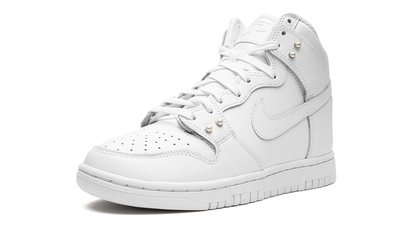 DUNK HIGH SE MNS WMNS "Pearl White"