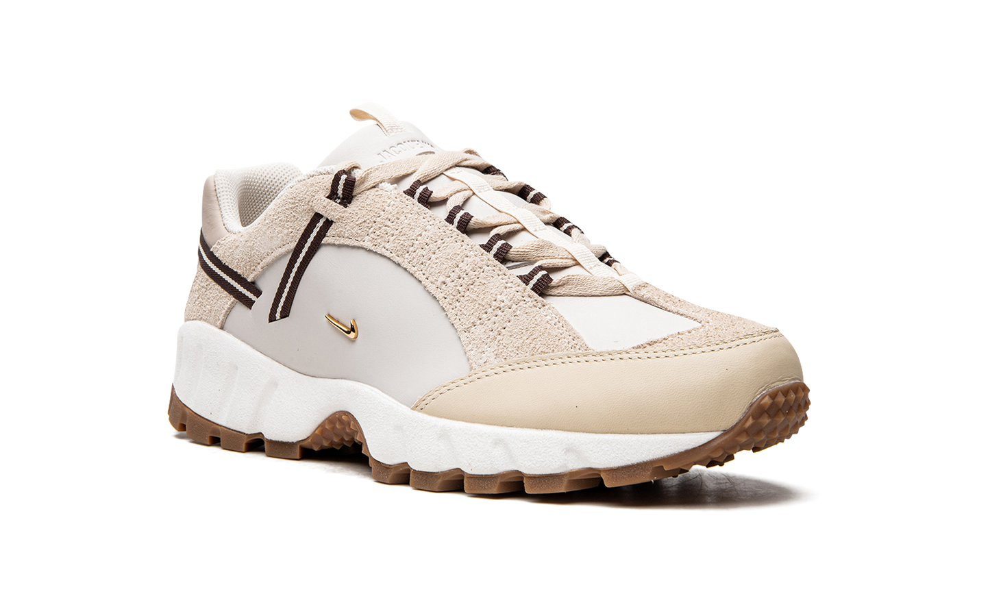 AIR HUMARA LX WMNS "Jacquemus - Beige"